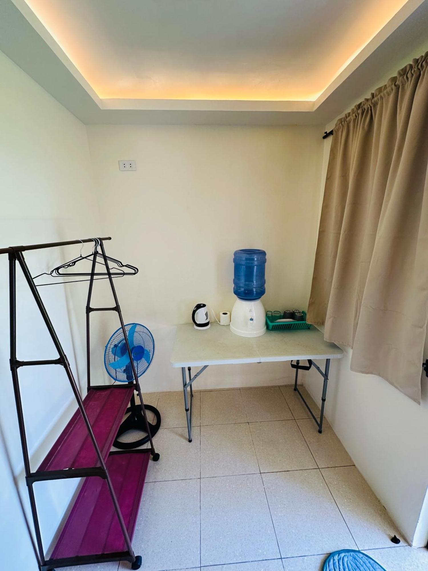 Burgos  Cris & Mar Homestay מראה חיצוני תמונה