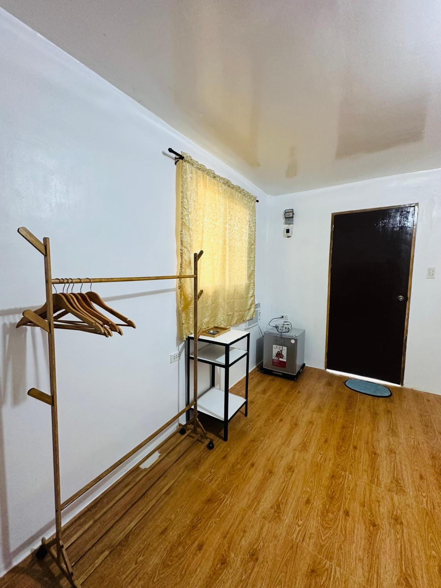 Burgos  Cris & Mar Homestay מראה חיצוני תמונה